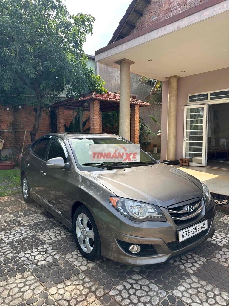 Hyundai Avante 2013 số tự động bản full 1.6L Nâu