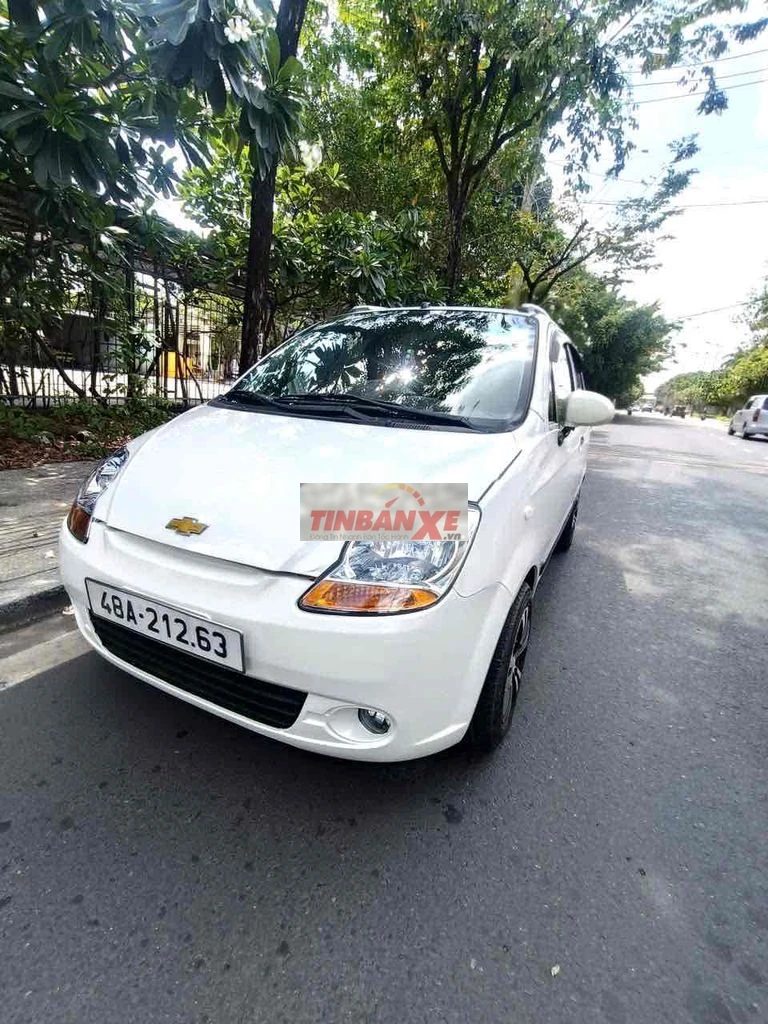 Chevrolet Spark Số tự động Trắng kiểm mới
