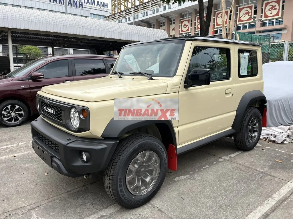 Suzuki Jimny 2024 Trắng ngà - nóc đen - Mới 100%