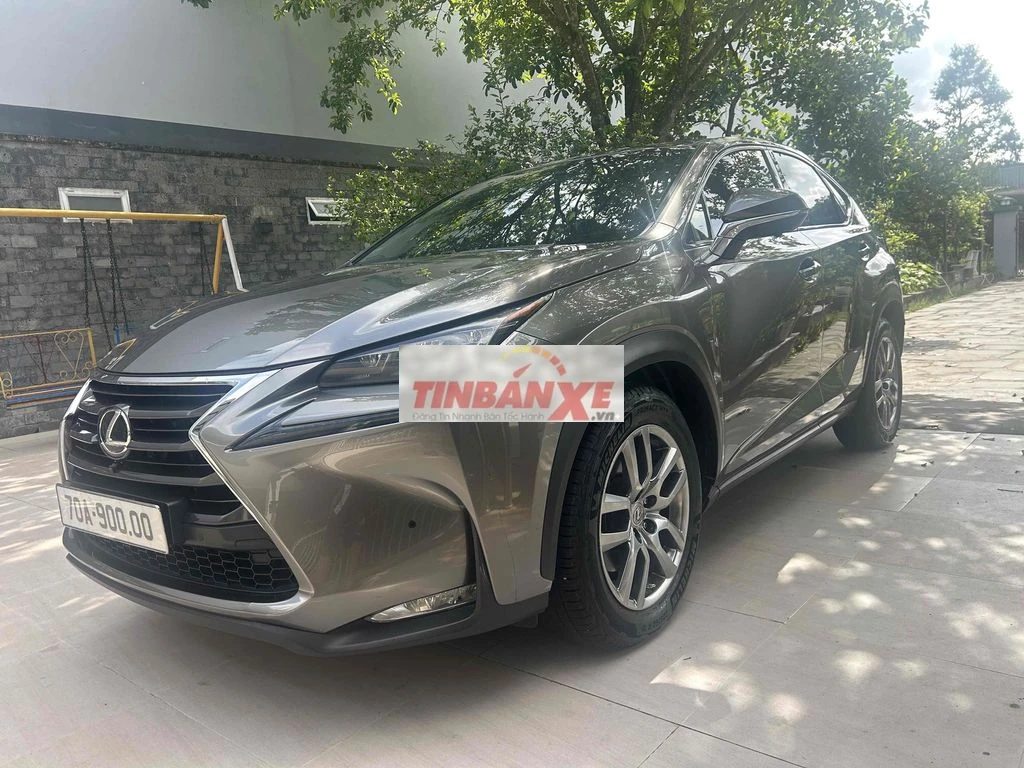 Lexus NX200T 2016 Xám 128.833 km