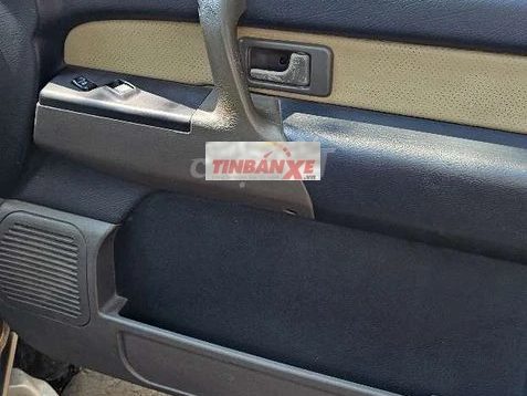 Isuzu Trooper 2004 7 chỗ