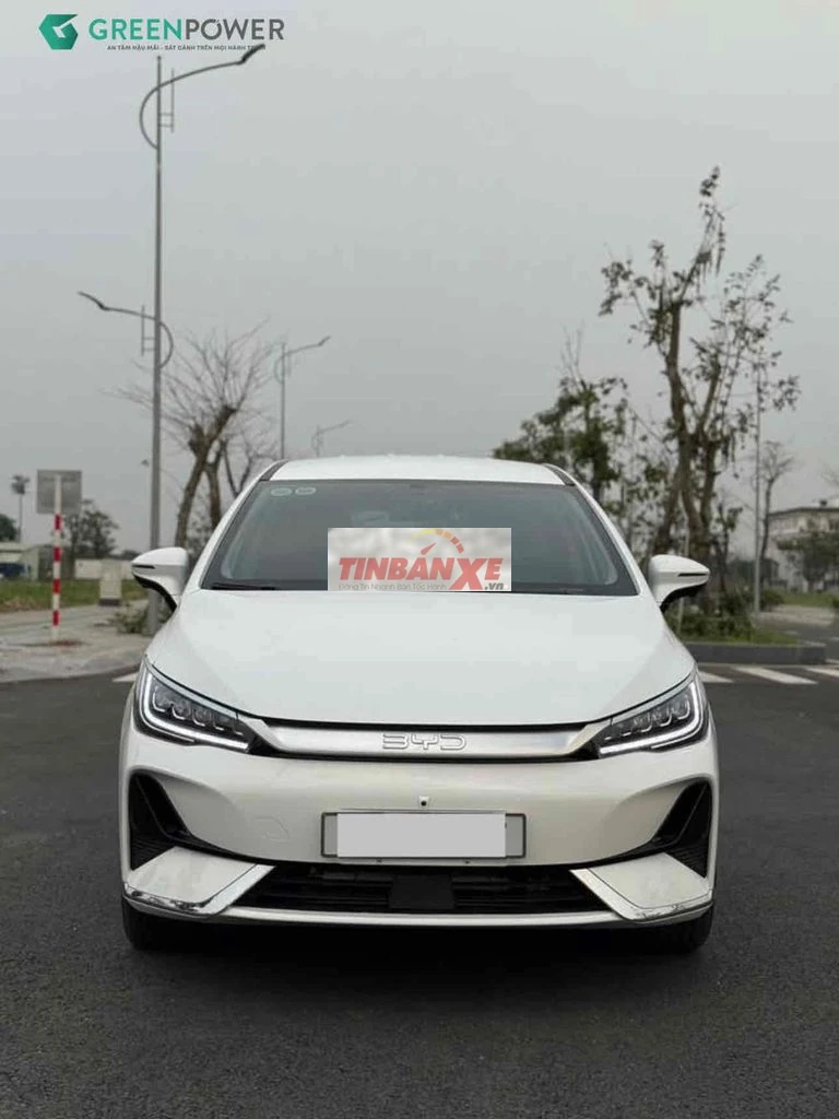 Xe điện BYD M6 Trắng