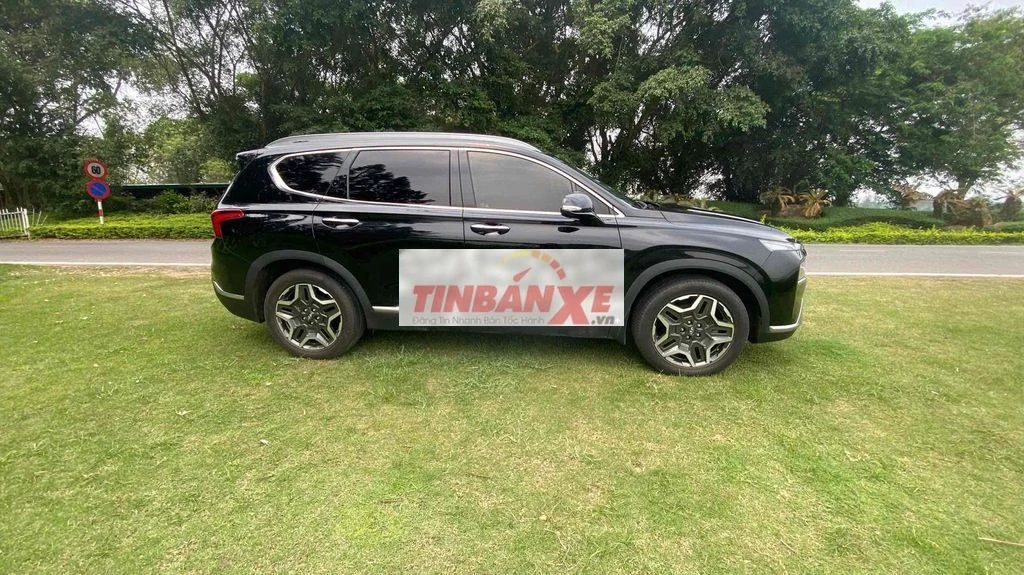 Hyundai SantaFe cao cấp 2.2L HTRAC 2022 xe chính