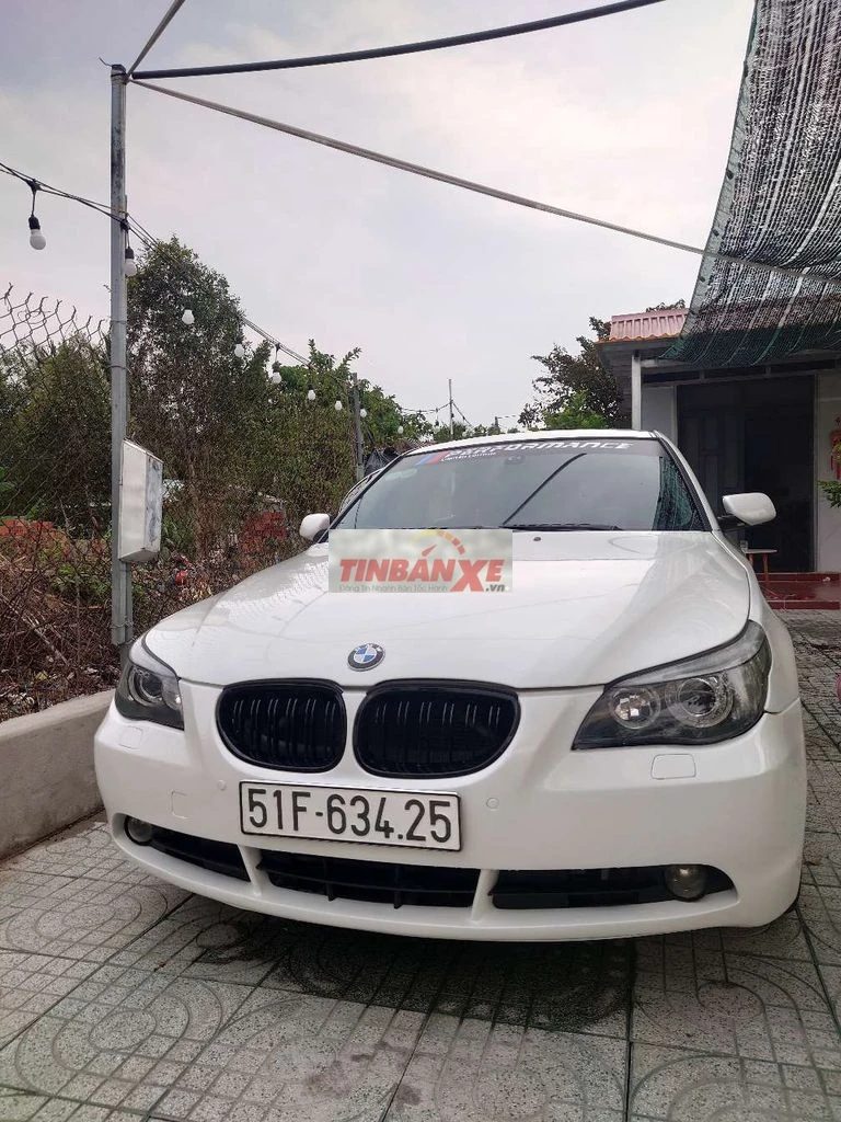 BMW 525i đk 2007 Trắng Tự động