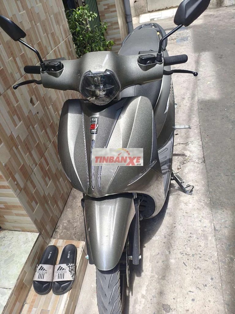 Xe máy điện S1 màu Xám