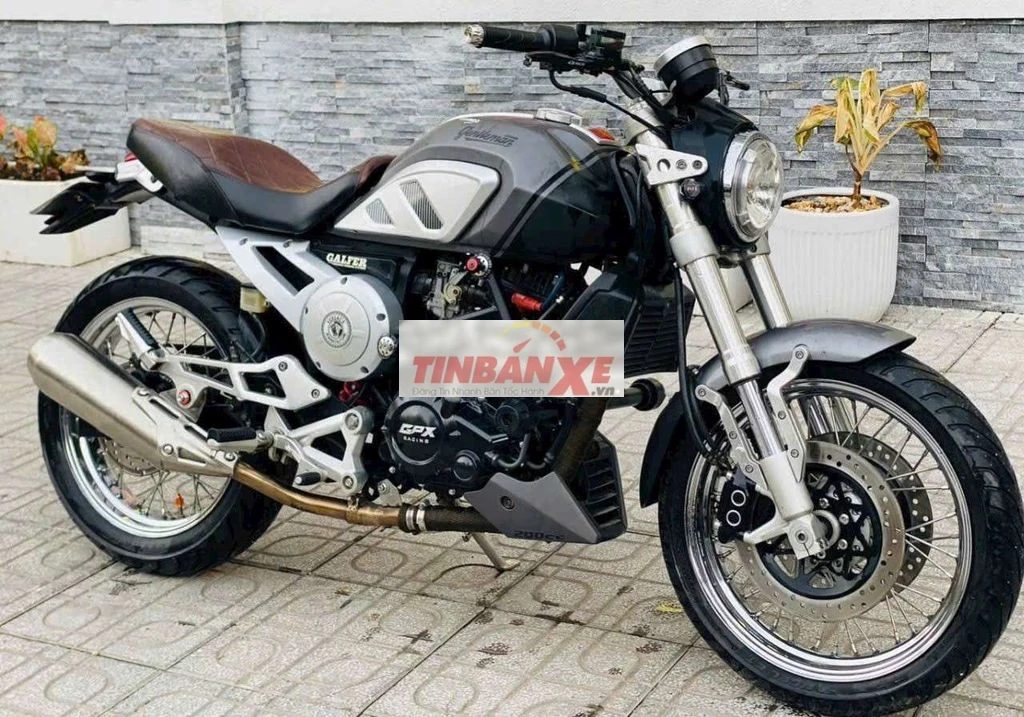 🌈 TPHCM GPX200 odo 10k bs Tphcm.. Giá Sinh viên 🥰
