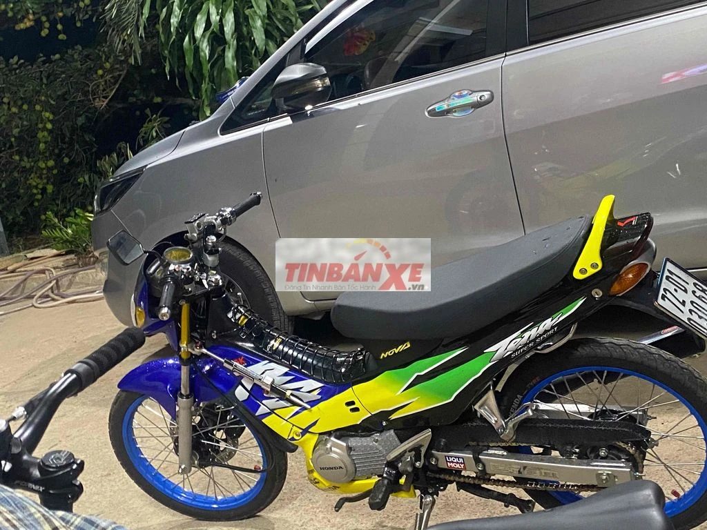 Honda Nova Tena Xanh Vàng Đen