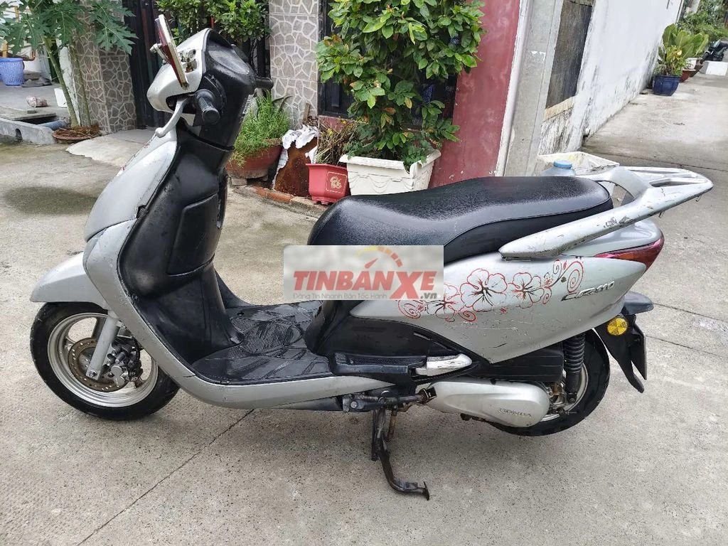 Honda SCR FI Bạc
