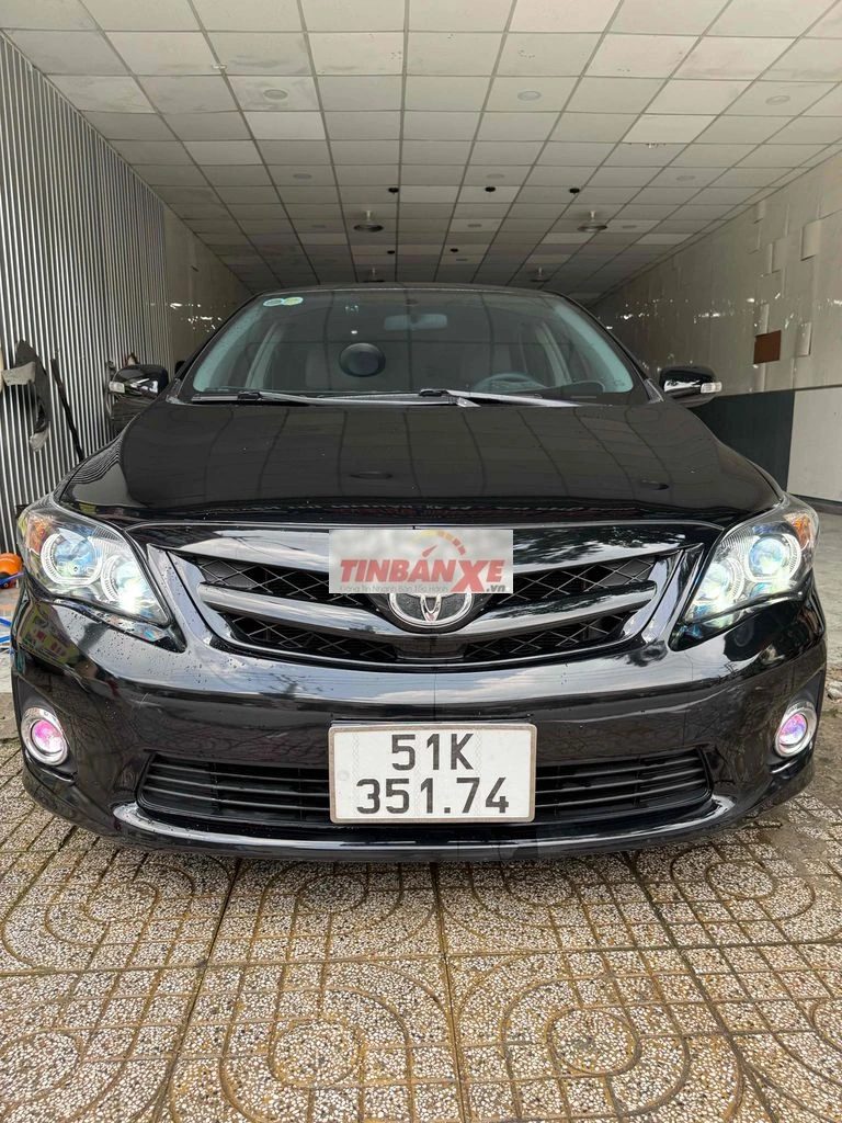 Toyota Altis 2013 2.0V Đen 7v6 Lên Nhiều Đồ Chơi