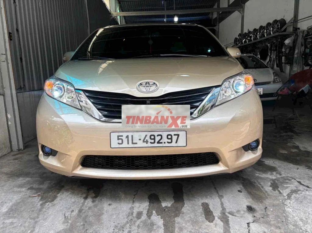 Toyota Sienna 2011 Vàng 78000 km