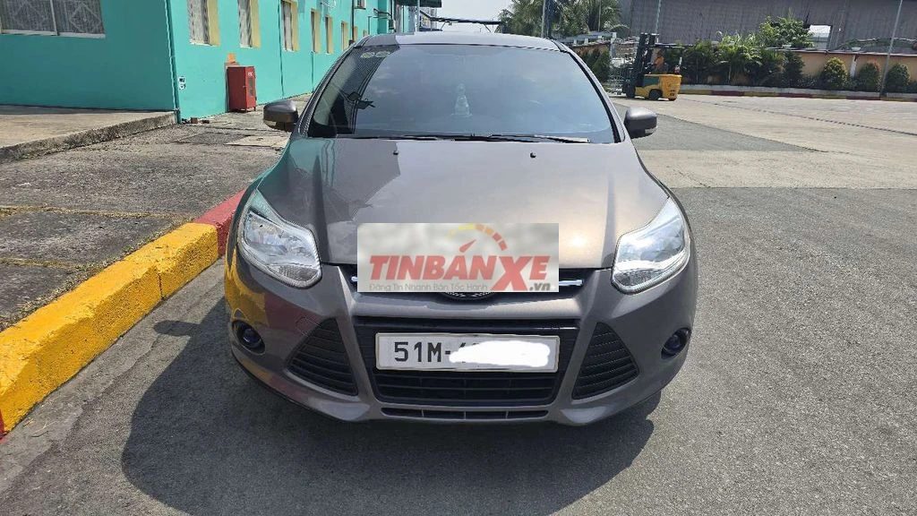 Ford Focus số tự động