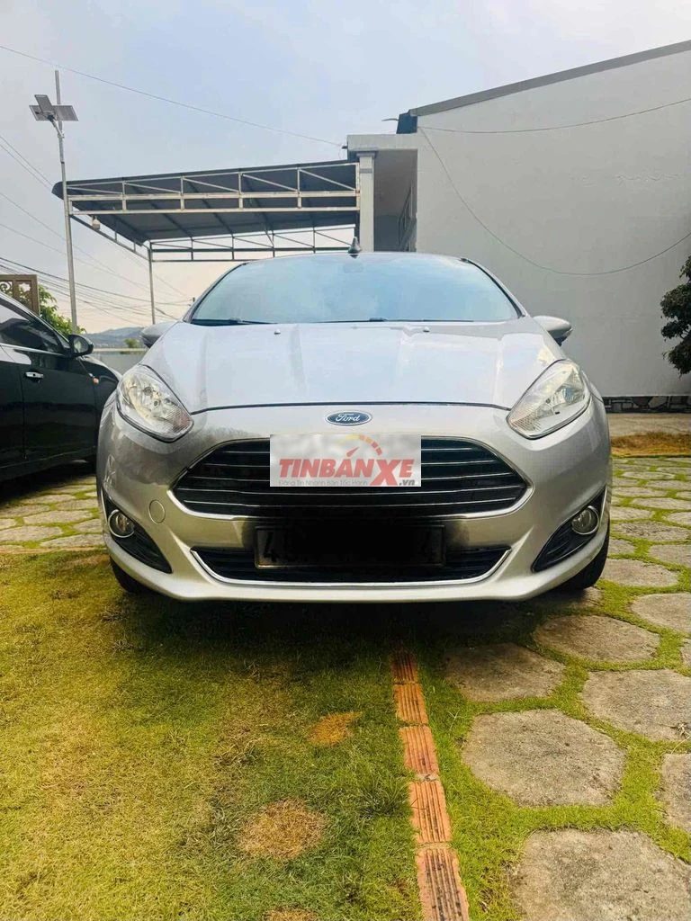 Ford Fiesta Titanium 2015 Tự động Bạc