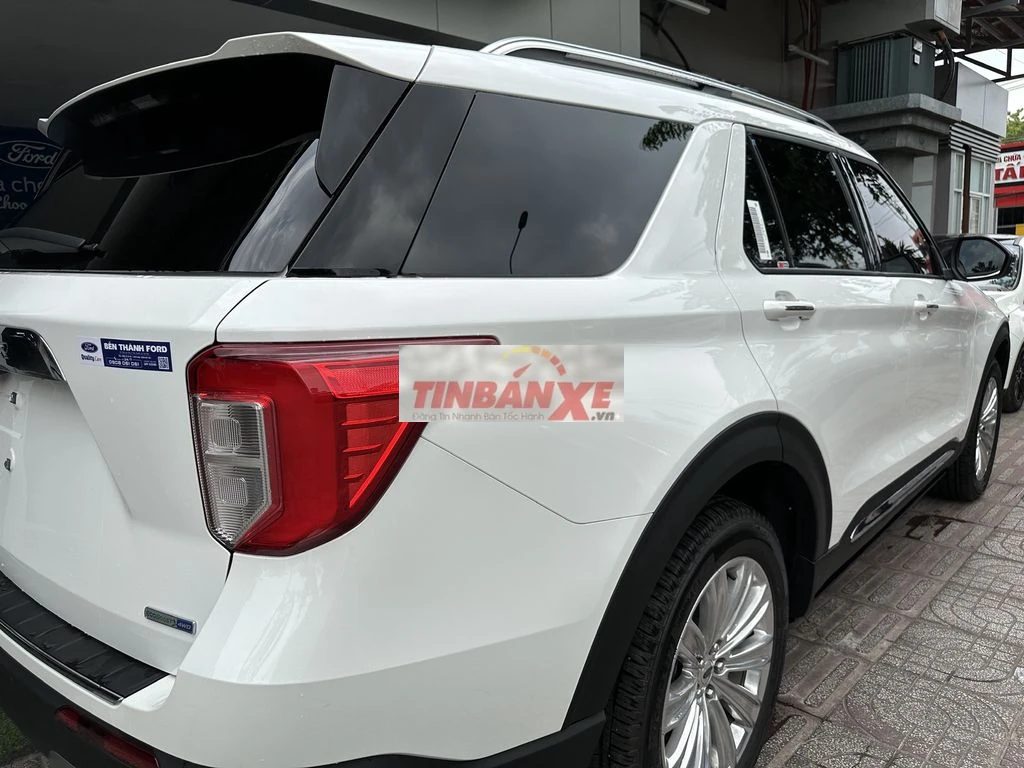 Ford Explorer 2022 4x4 AWD Trắng, Bảo hành 2027