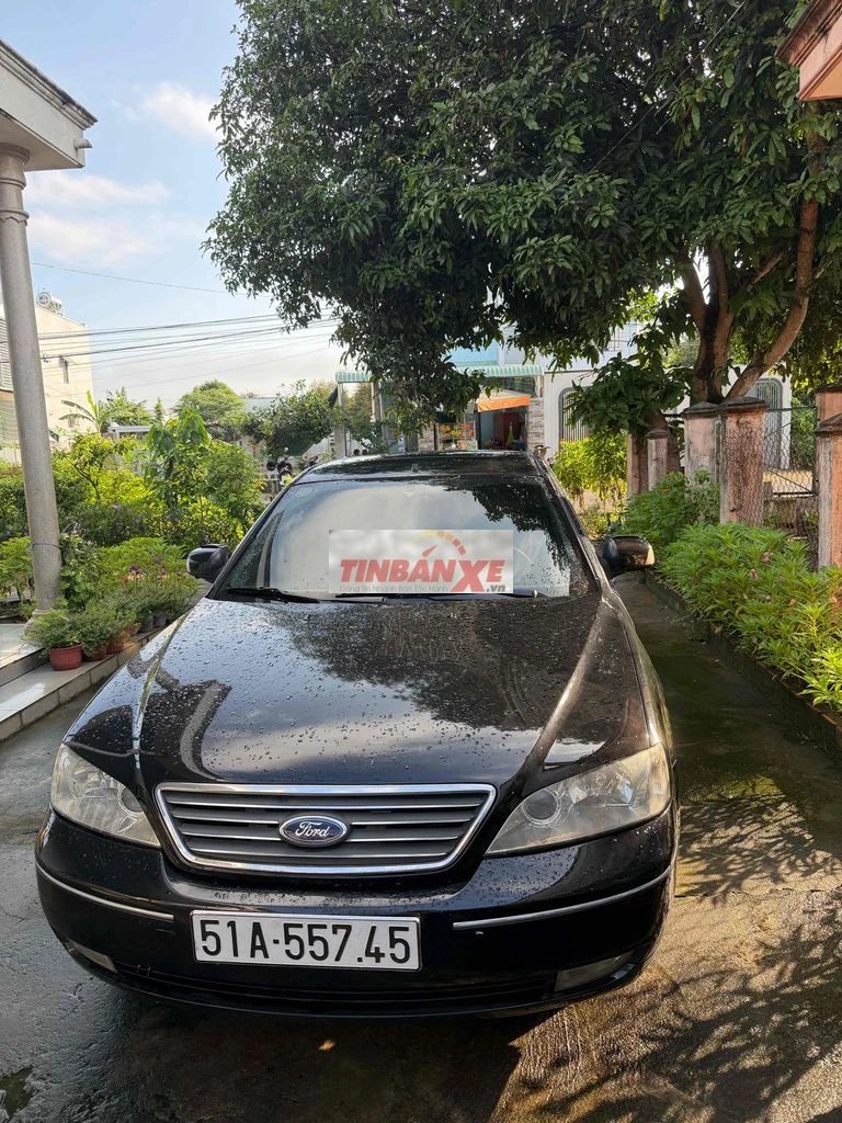 Ford Mondeo 2004 Đen ghế da 5 chỗ