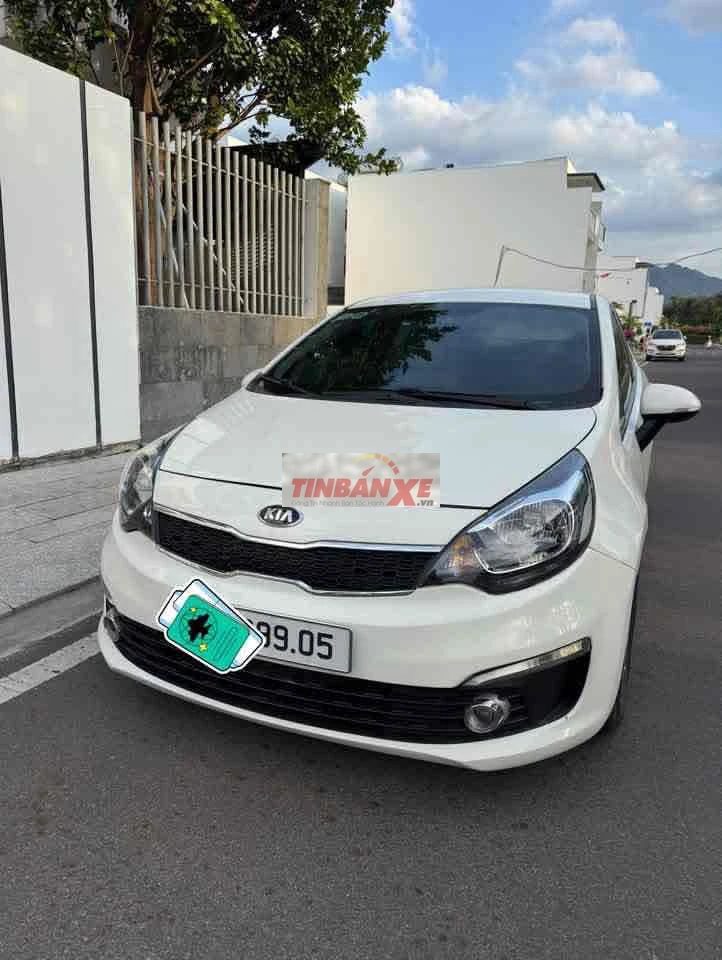Kia Rio 2016 Trắng Tự động