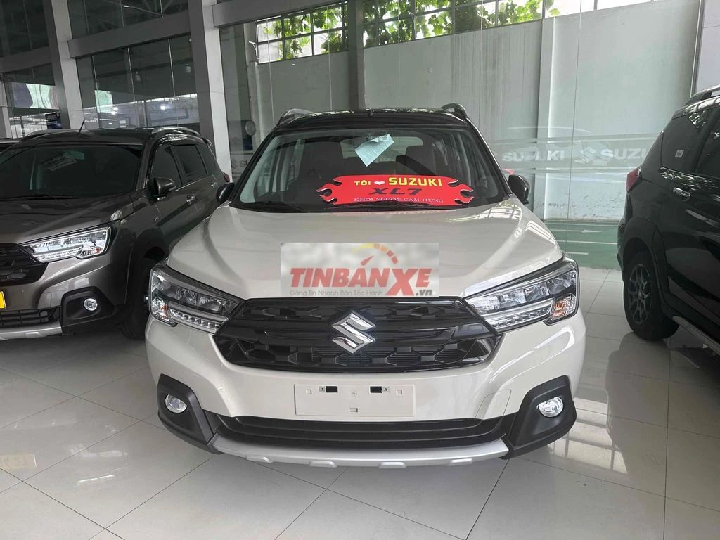 Suzuki XL7 2026 sẵn xe giao ngay chỉ 130tr lănbanh