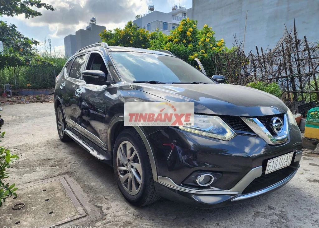 Nissan Xtrail 2.5 SV 4WD 2017 Đen 140.000 km