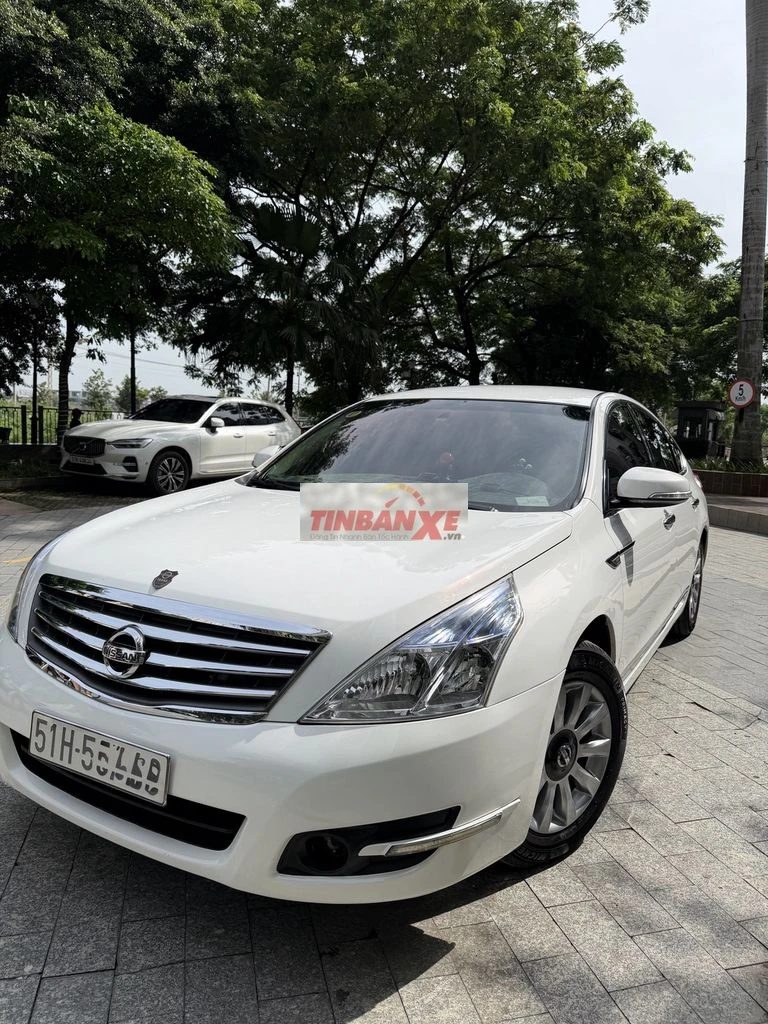 Bán Nissan Teana J32 Trắng