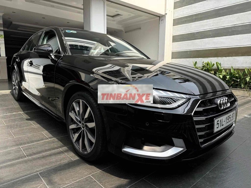 ❤Audi A4 TFSI Plus xe đẹp như mới bao check