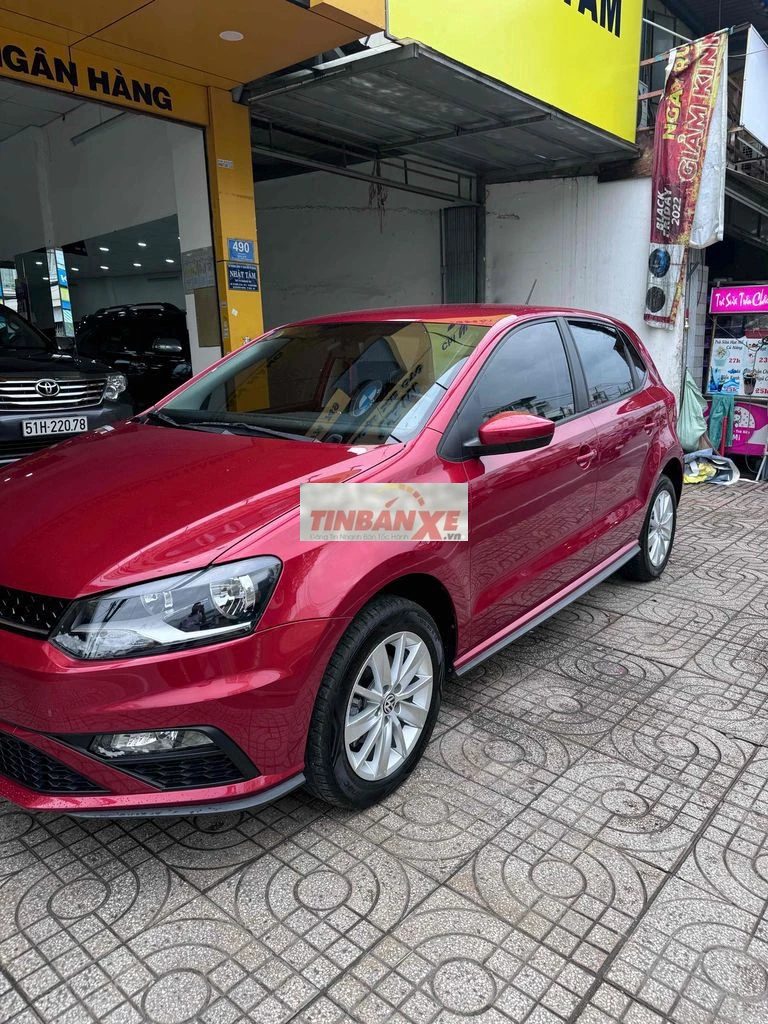 Volkswagen Polo 1.6 AT 2016 37000km Đỏ