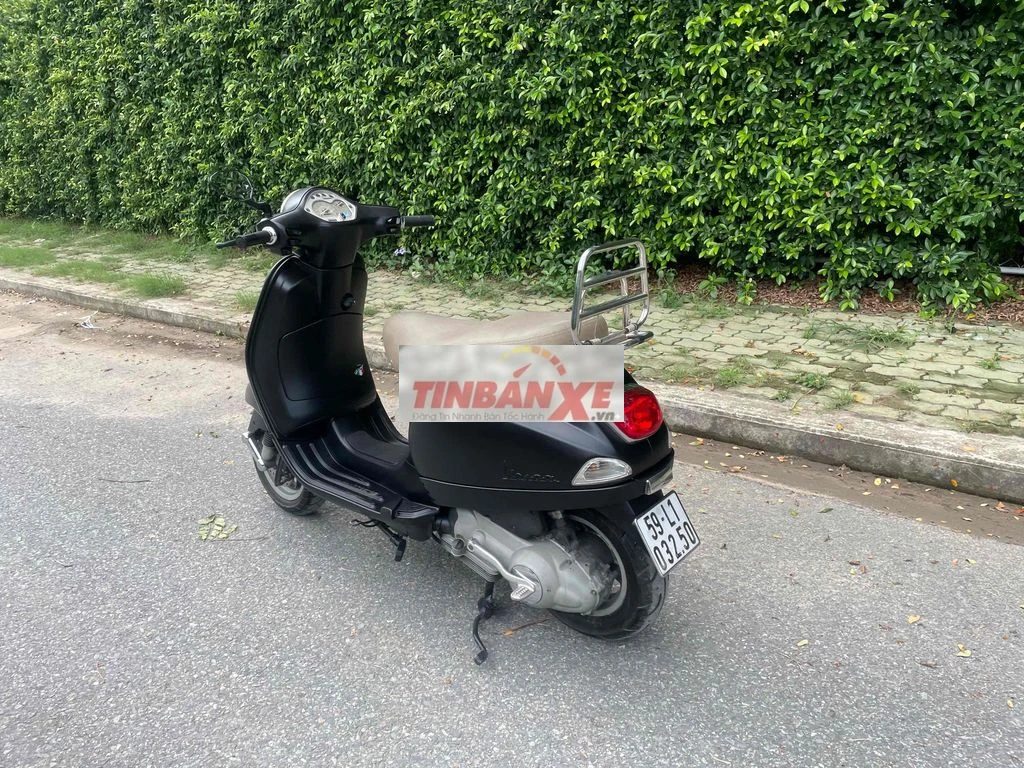 Piaggio Vespa LX zin chính chủ (có giao lưu)