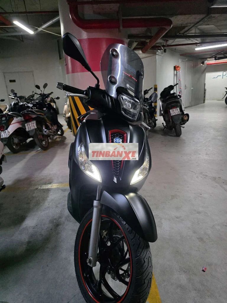 Medley 150iget ABS 2021 Đen sần