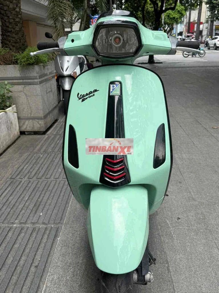 Bán xe Vespa Sprint 125 đời 2014 BSTP Chính chủ