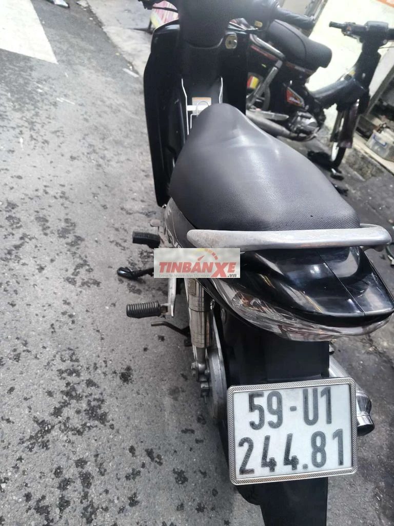 Suzuki Revo màu Đen, Vàng đồng