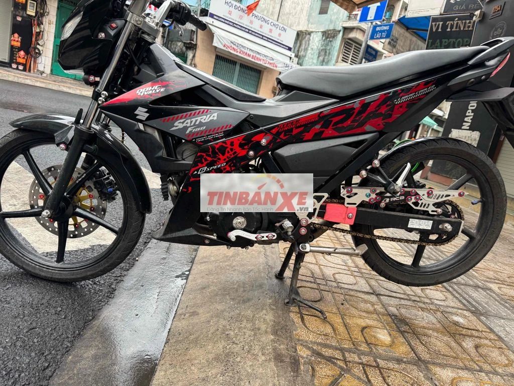 Suzuki Satria 2019 Đen đỏ