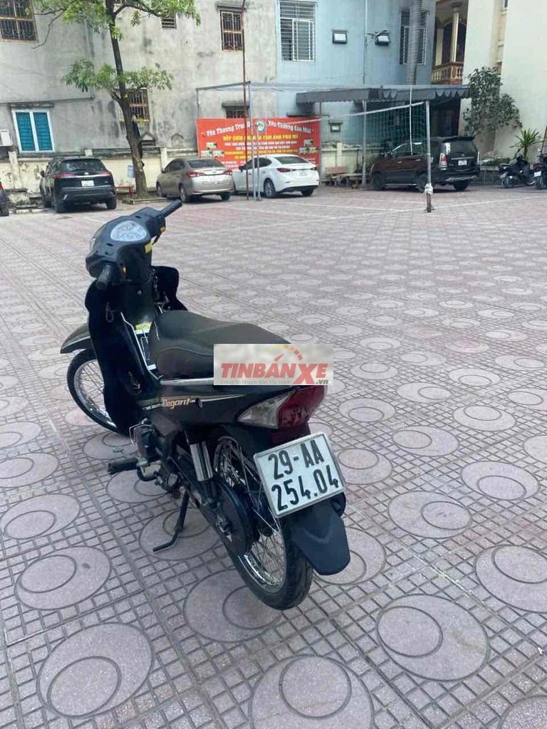 SYM Elegant Đen