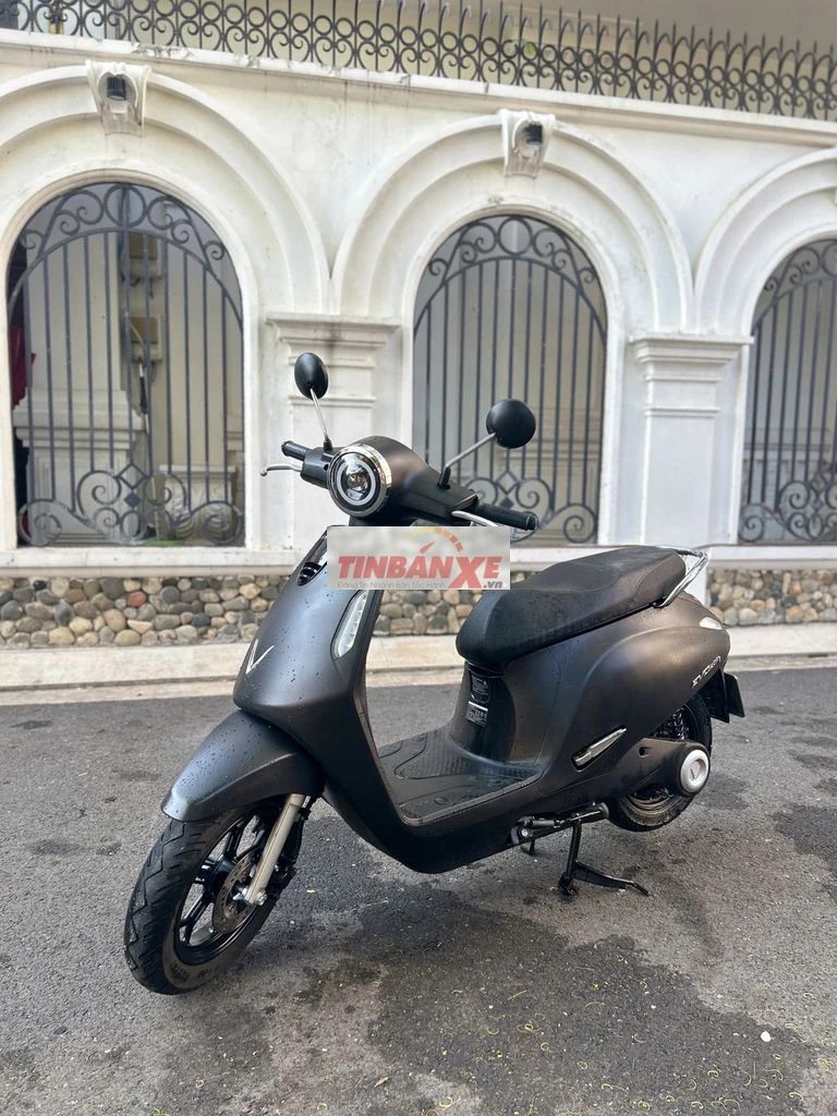 Xe máy điện VinFast Evo 200 Lite 2023 Đen