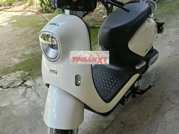 Xe máy điện Yadea M6I 2024 Trắng