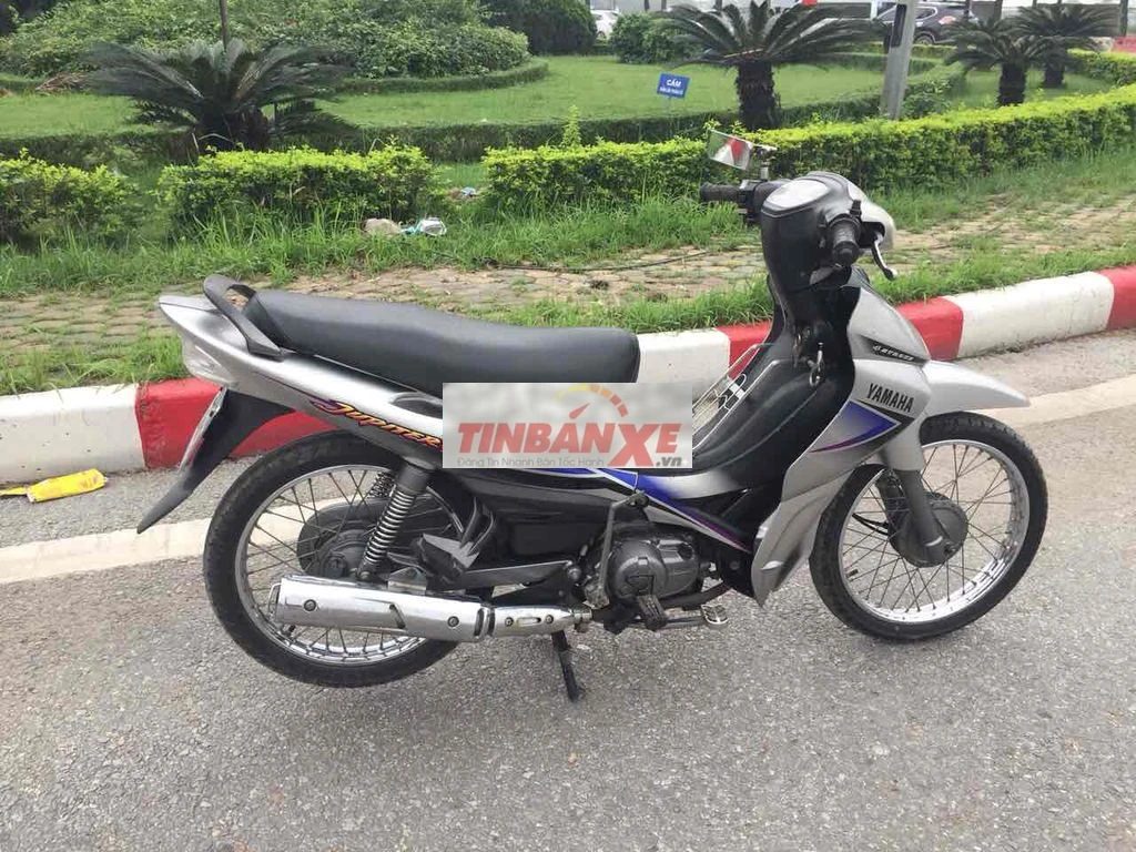 xe jupito yamaha màu xám