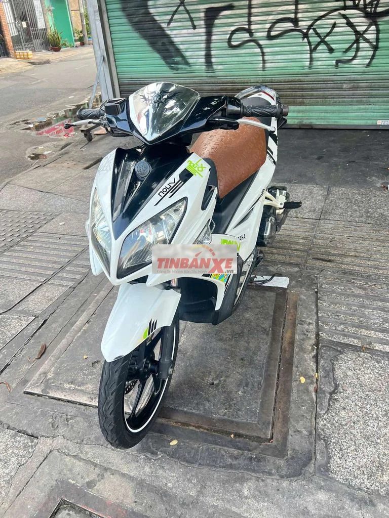 Yamaha Nouvo 4 2011 Trắng 90% mới