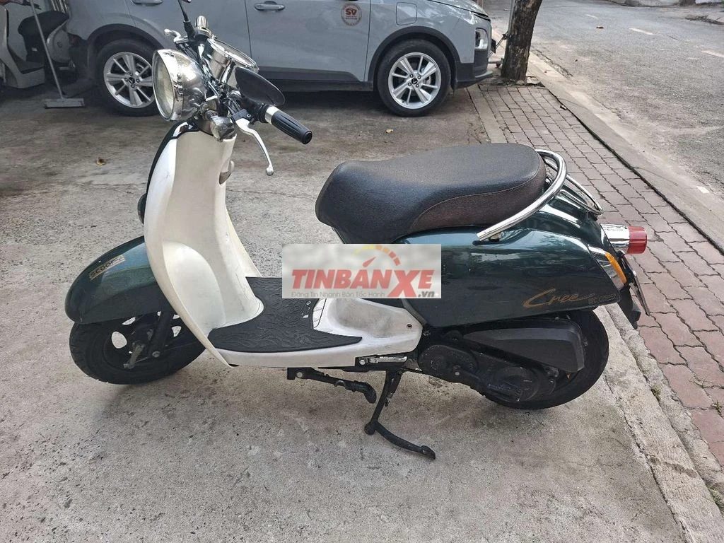 Cree Scoopy 2019 Xanh trắng