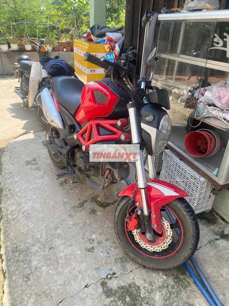 Ducati Monster Đỏ Xe côn tay