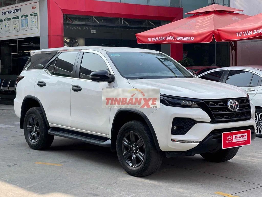Fortuner 2022 2.4G Dầu Sàn còn thương lượng