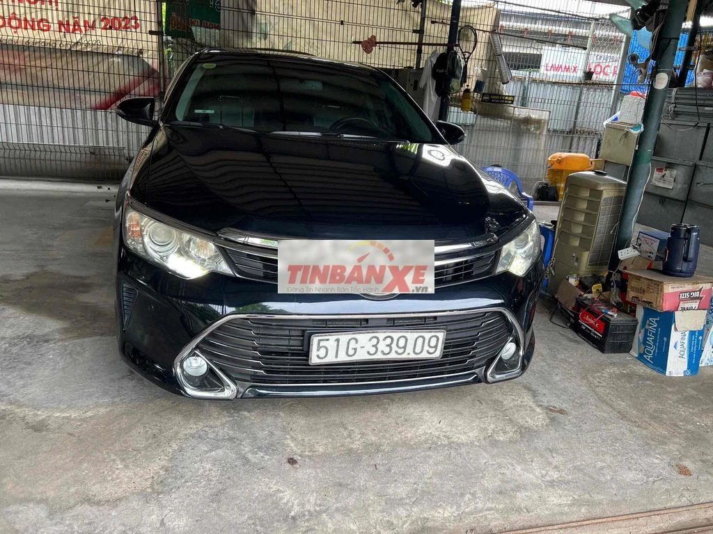 Toyota Camry 2.5Q 2017 Vàng cát
