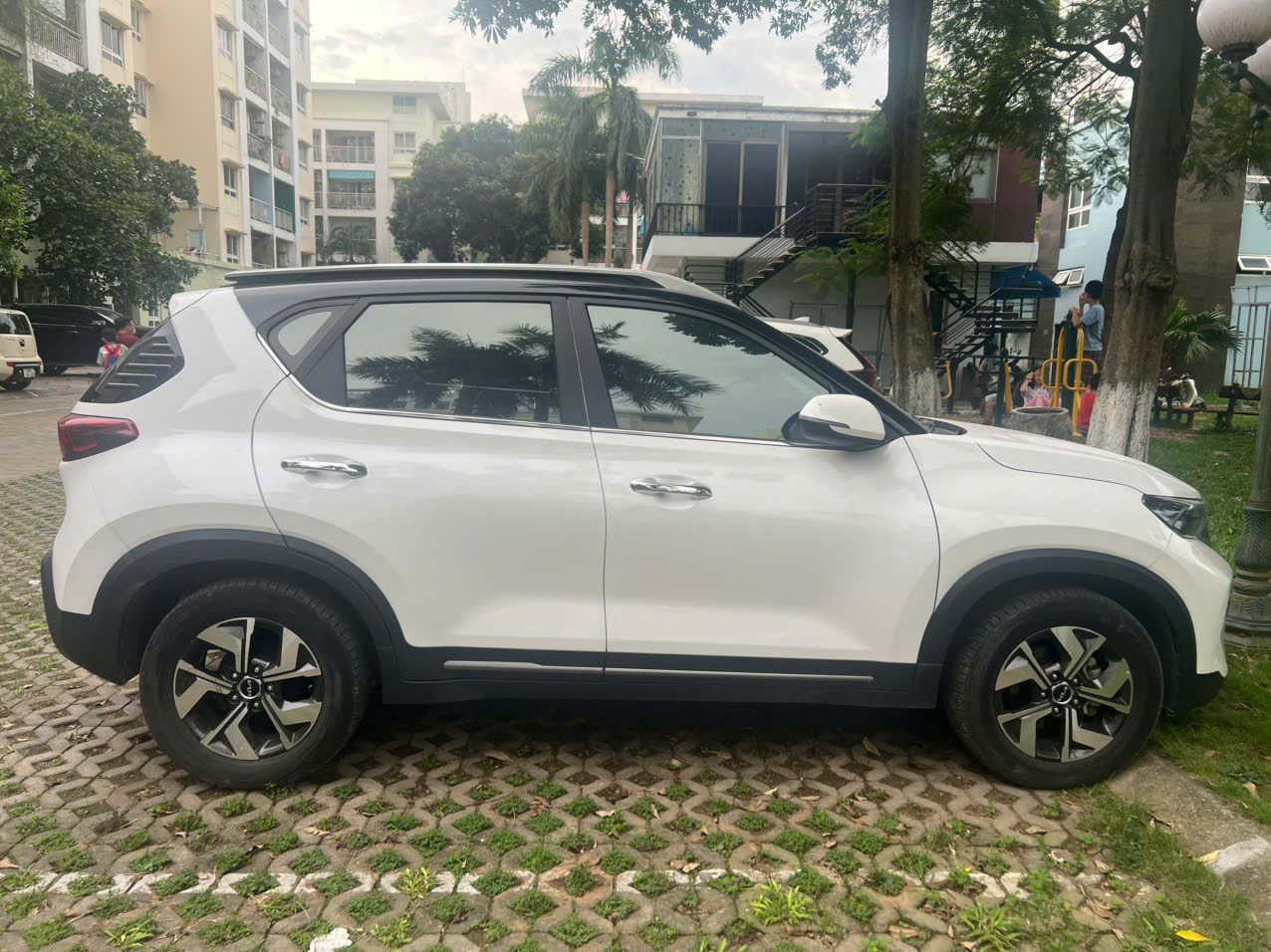 Kia Sonet 2023 (dky 2024)