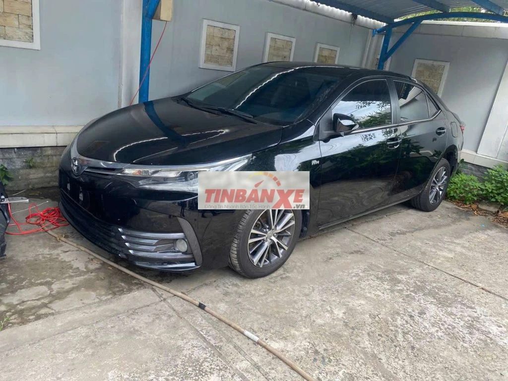 Toyota Corolla Altis 2.0v 2017 Đen