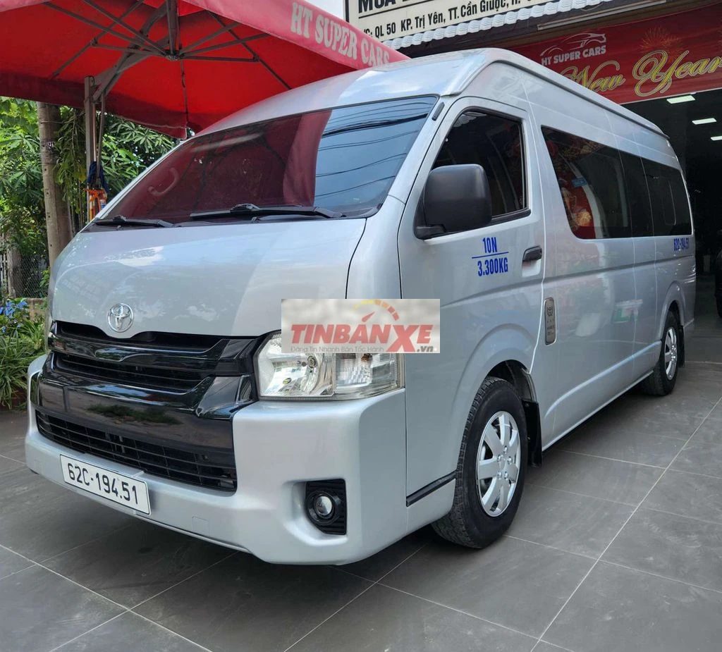 Toyota Hiace VIP 10 chỗ 2014 máy.dầu