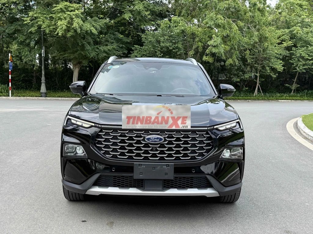 Cần bán Ford Territory titanmium x sx 2025