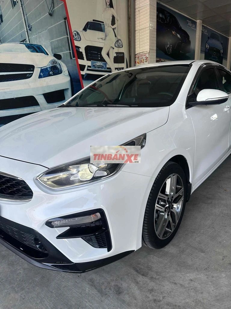 Kia Cerato Premium 2019 Trắng Xăng 2.0