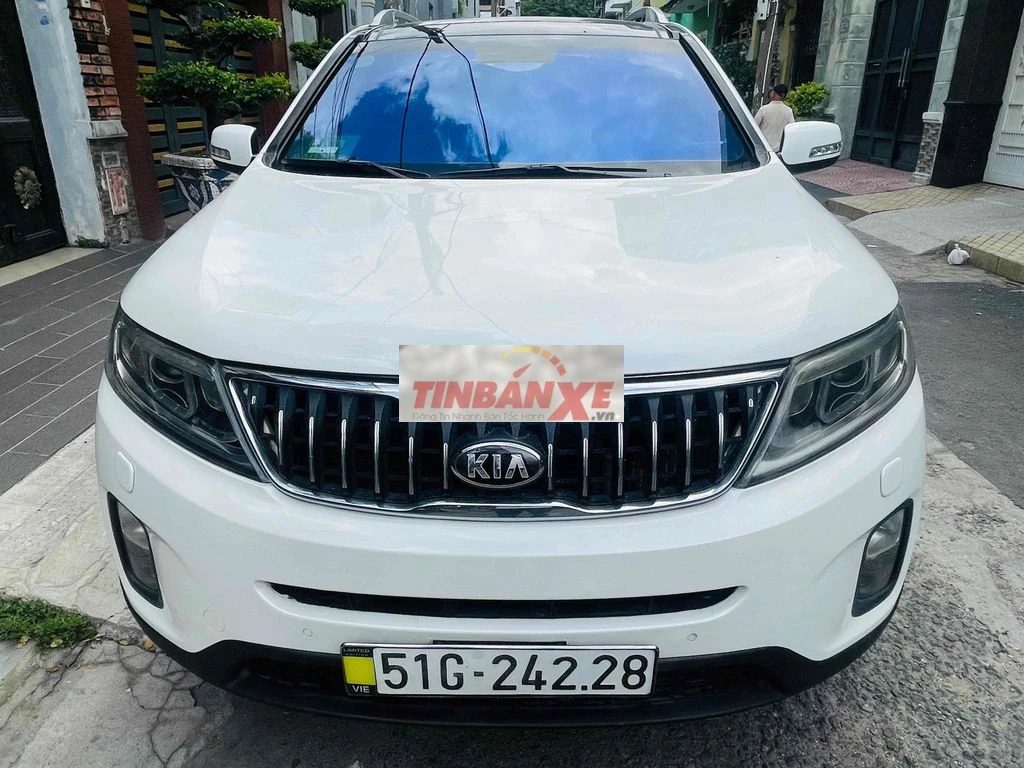 Sorento 2016 bản DATH full đồ chơi cao cấp.