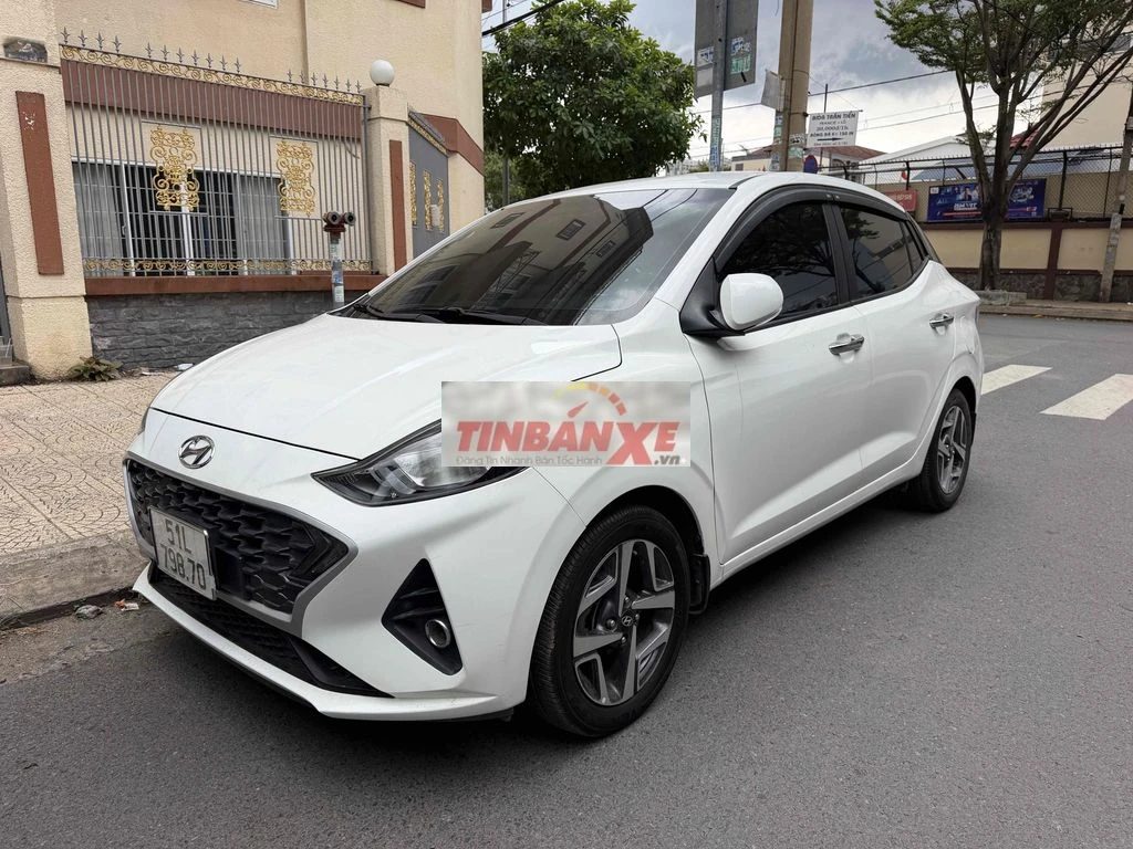 Hyundai i10 2022 Trắng Số tự động