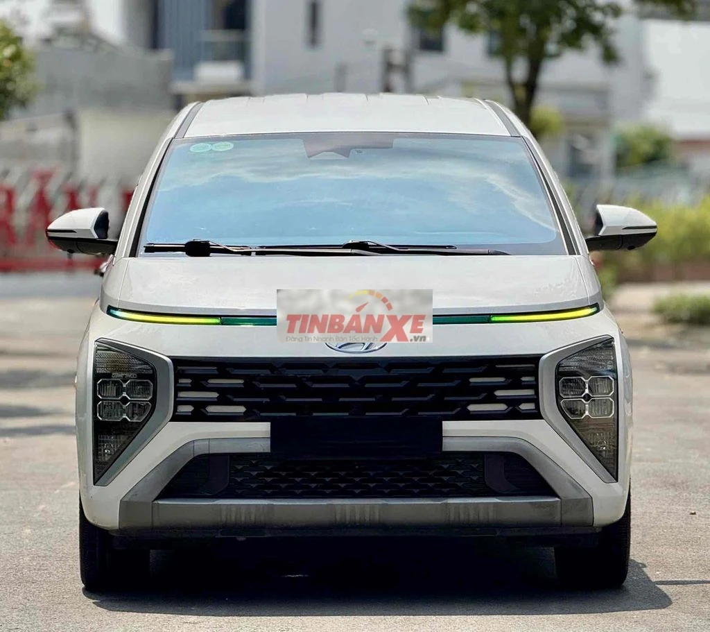 Hyundai Stargazer 2022 Cao Cấp Trắng