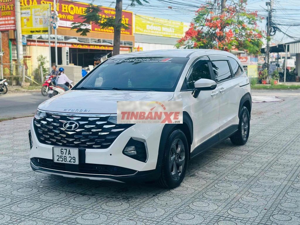 Hyundai Custin 1.5 turbo lăn bánh 2024 xe cực đẹp