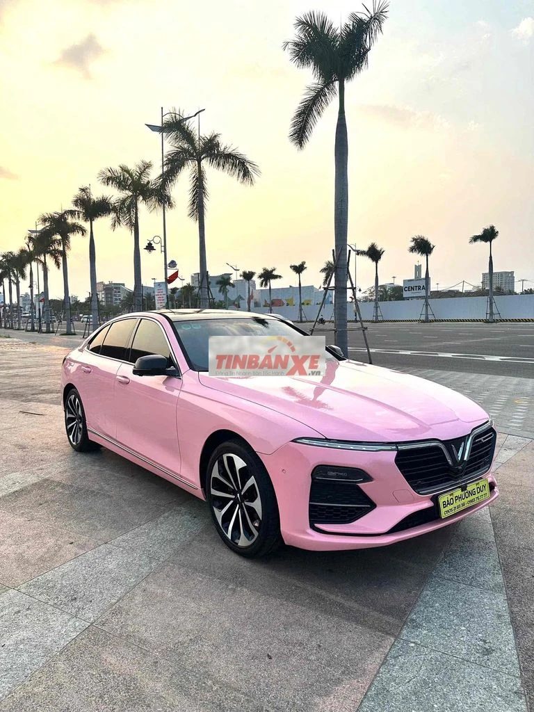 Vinfast Lux A2.0 2019 Premium 68000 km Hồng