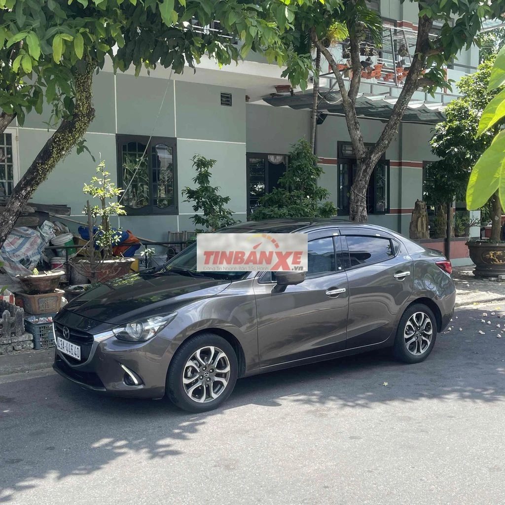 Mazda 2 sedan Luxury 2018 cần bán