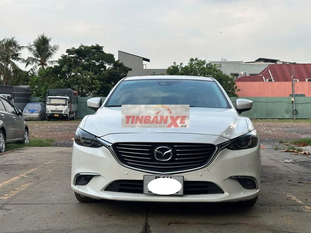 Mazda 6 2.0 Luxury 2021 Trắng 84.000 km